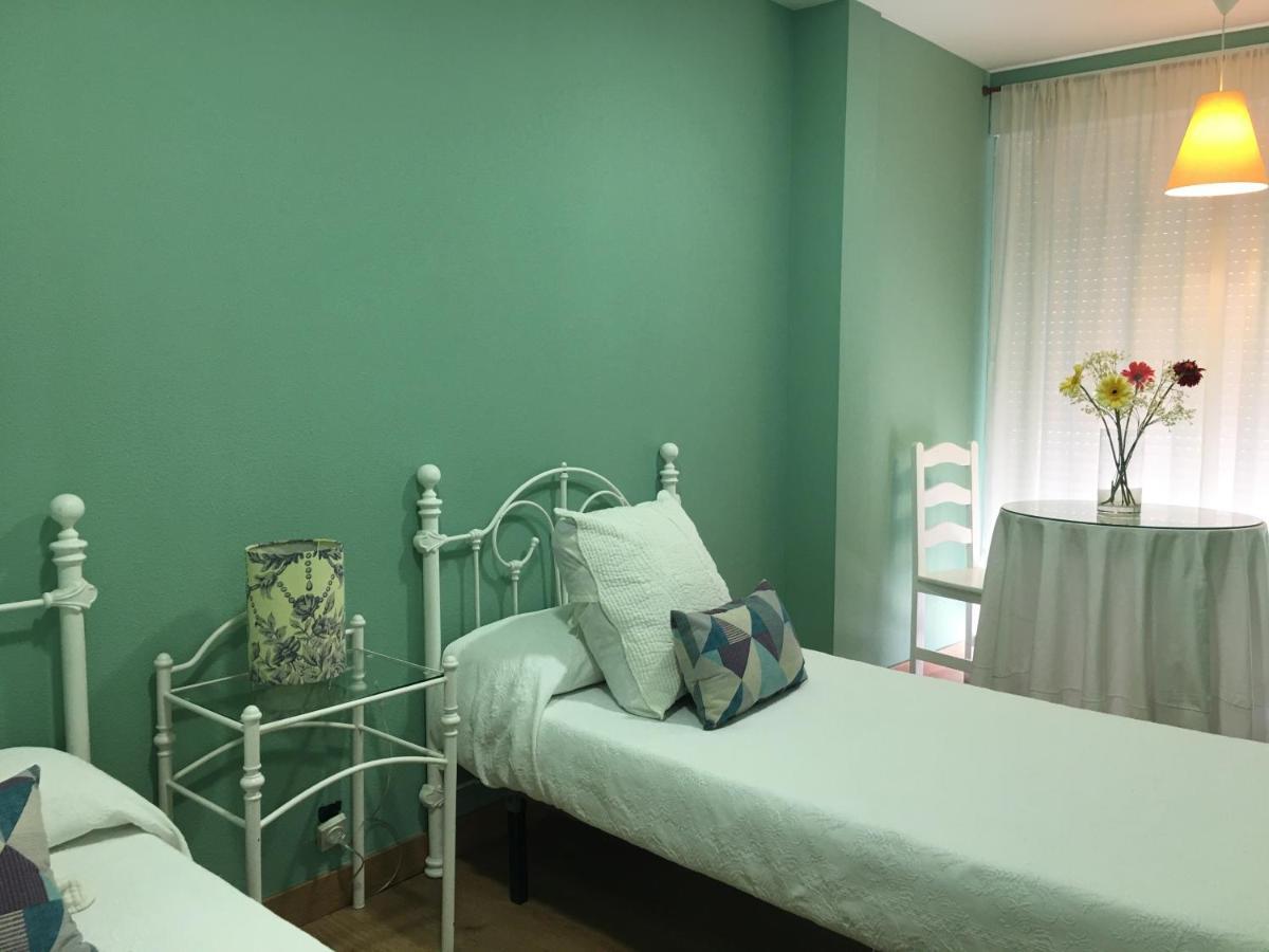 Hostal Restaurante Alarico أياريث المظهر الخارجي الصورة