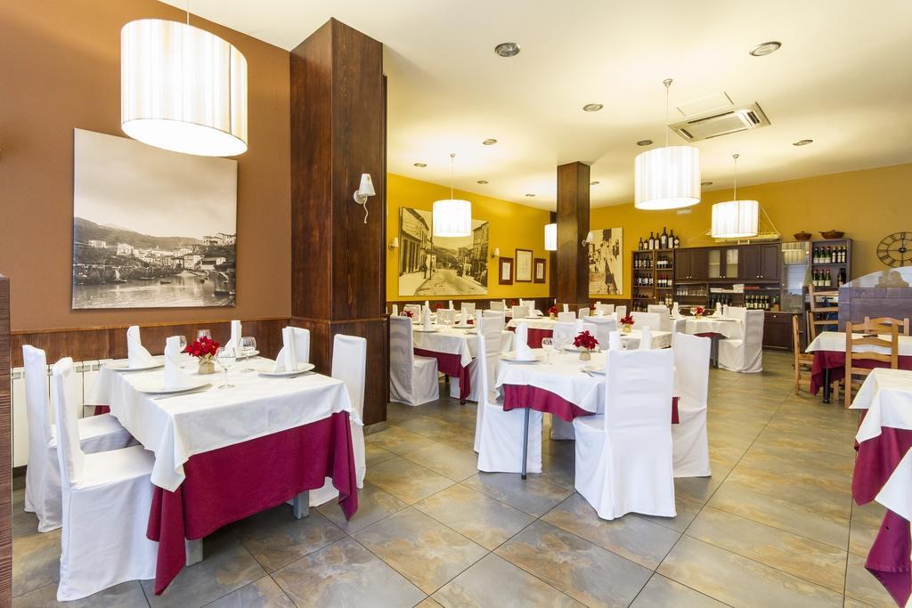 Hostal Restaurante Alarico أياريث المظهر الخارجي الصورة